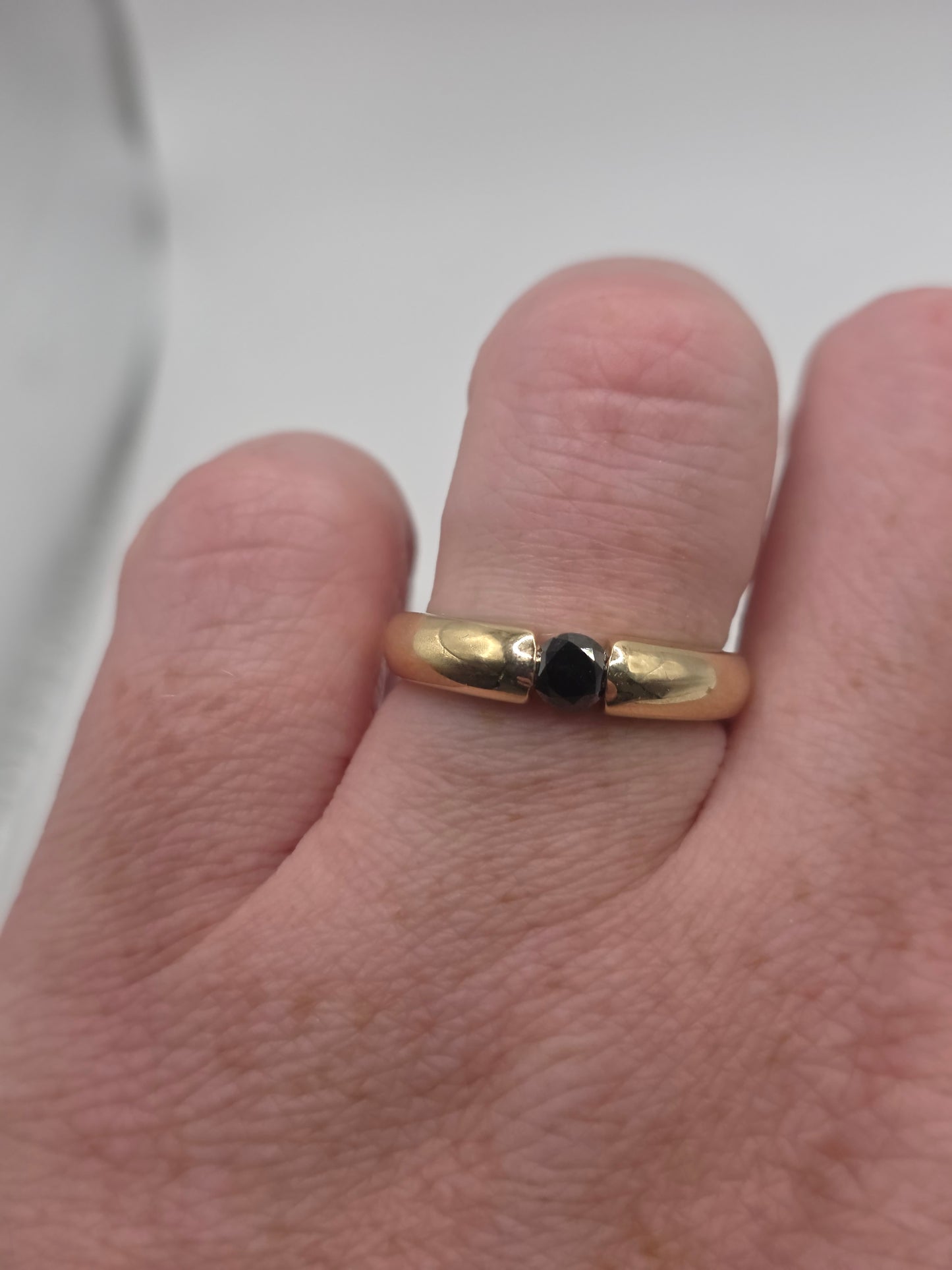 Heavy 9ct gold black diamond ring