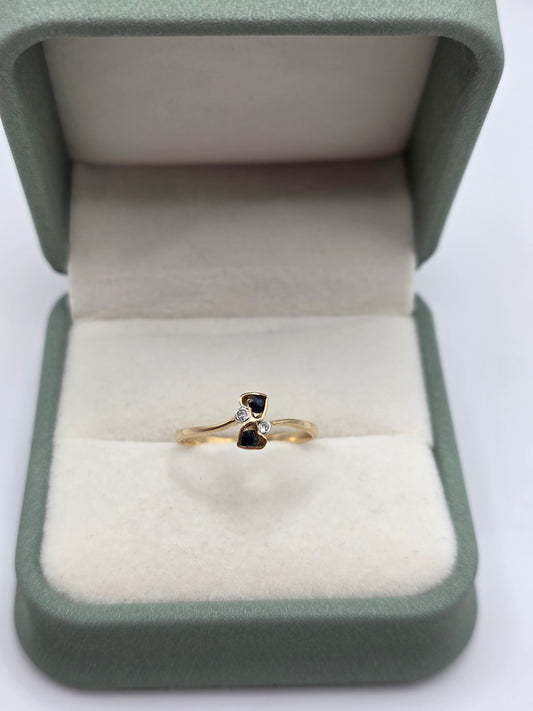 9ct gold sapphire and diamond heart ring