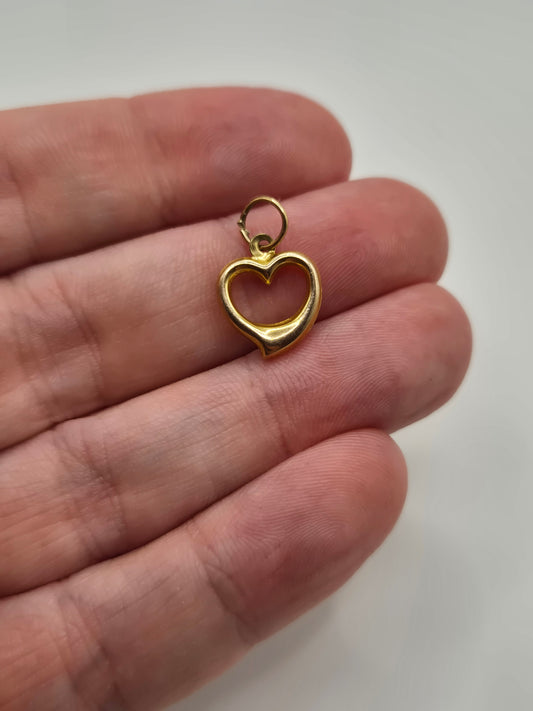 9ct gold heart charm