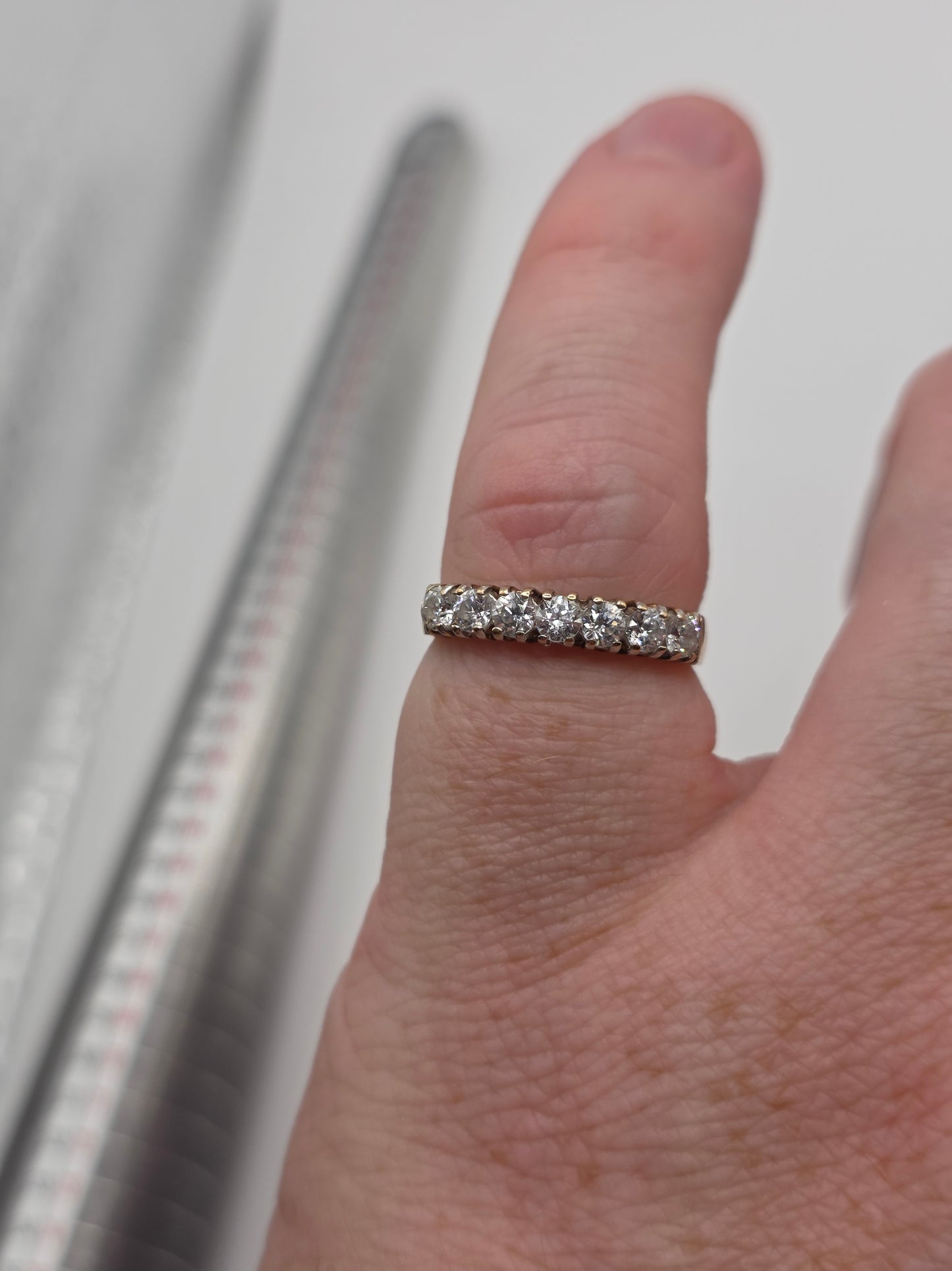 9ct gold cz ring