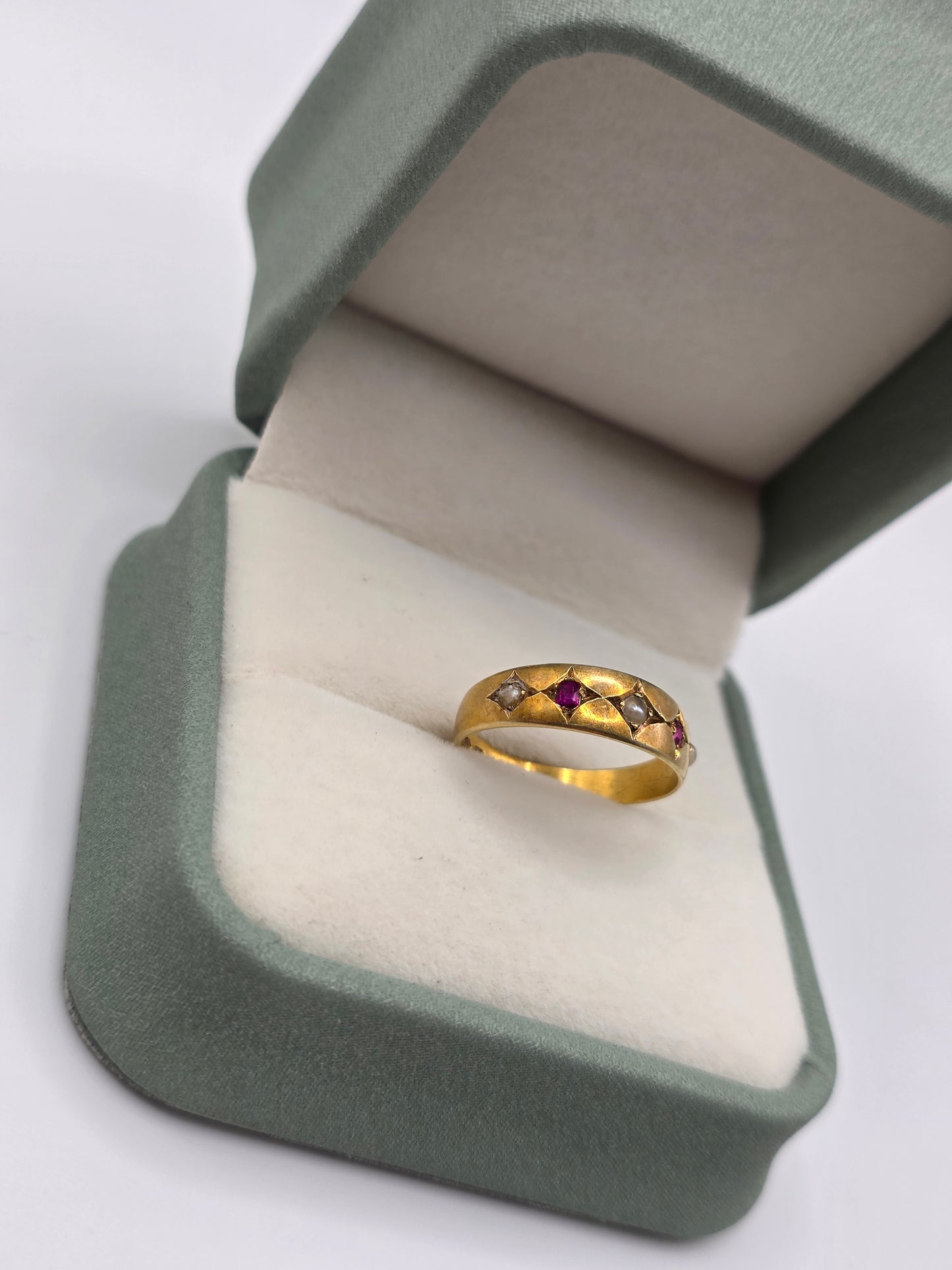 Antique 15ct gold ruby and pearl gypsy ring
