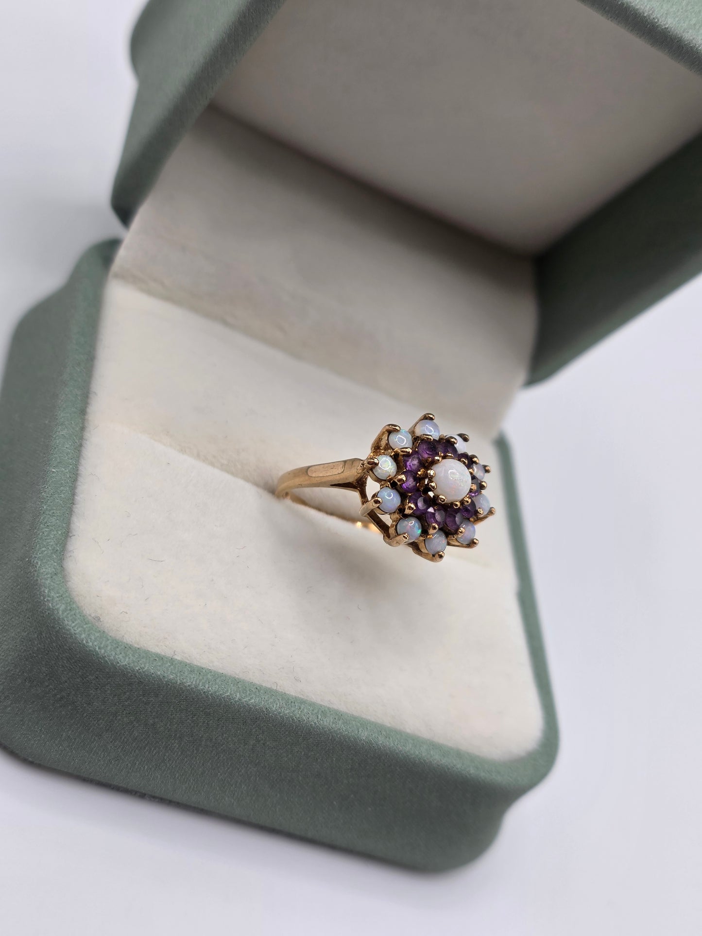 9ct gold opal and amethyst ring