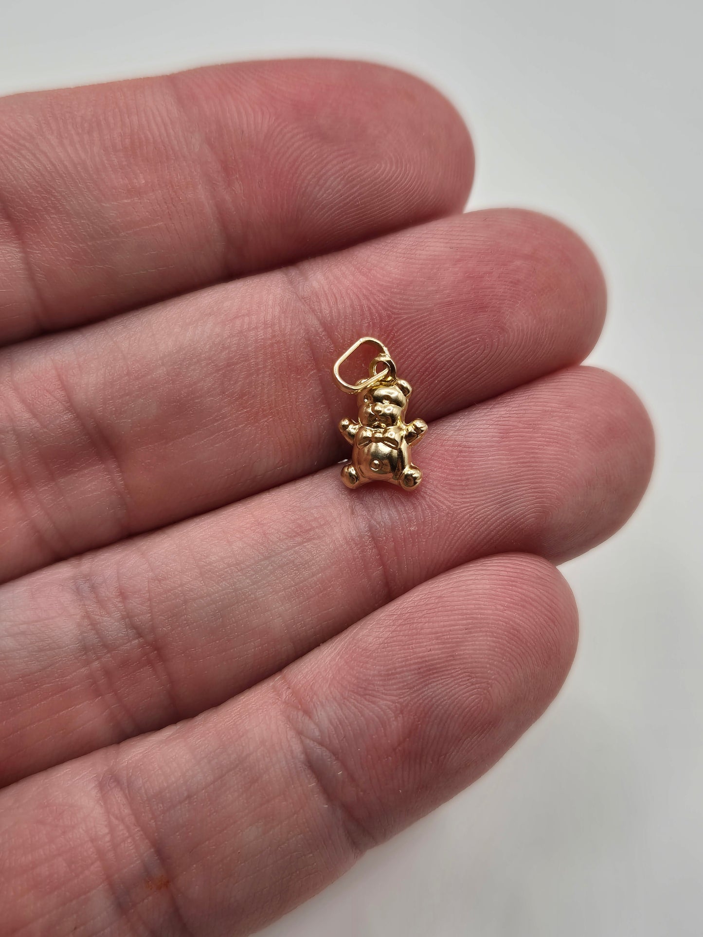 9ct gold bear charm