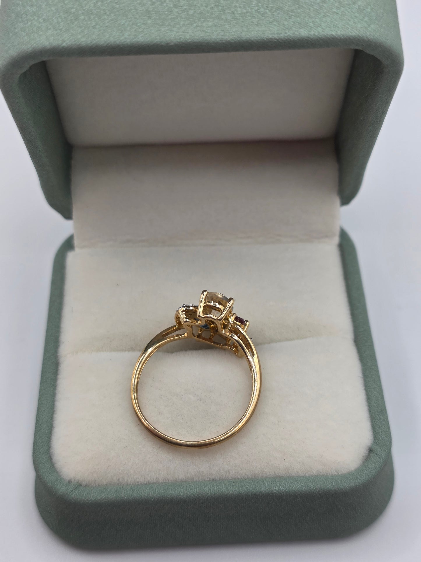 9ct gold multigen and diamond ring