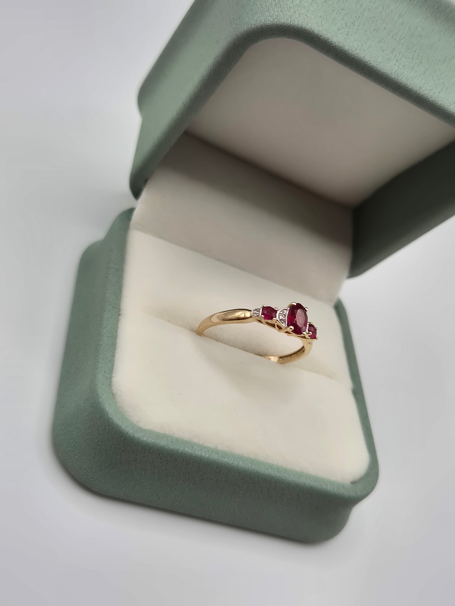 9ct gold ruby and diamond ring