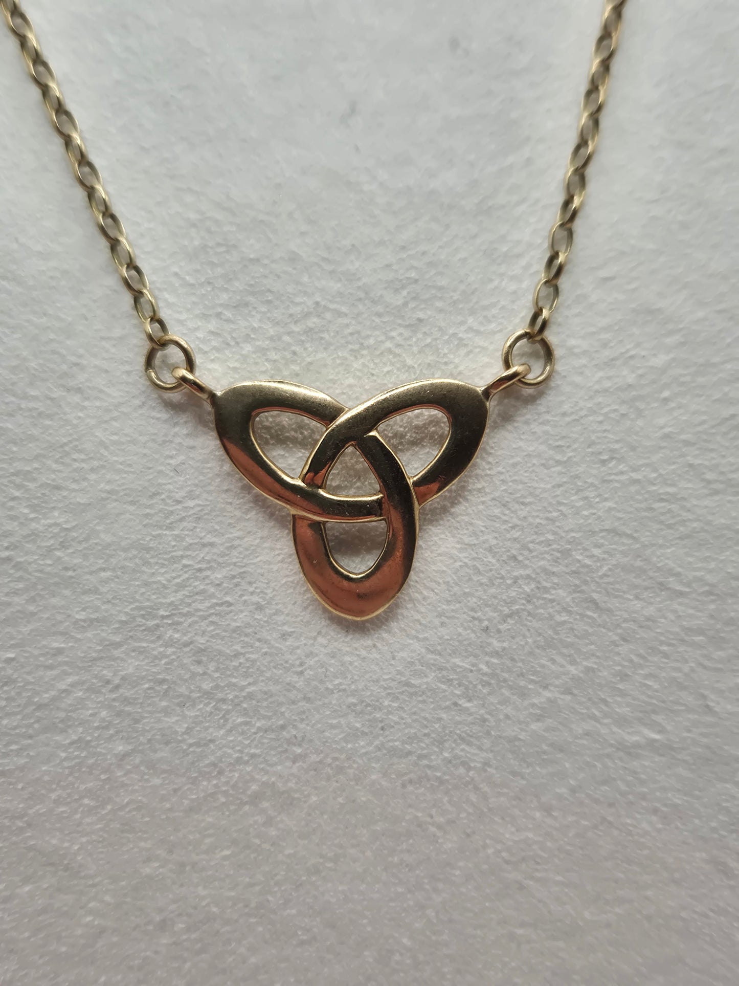 9ct gold celtic necklace