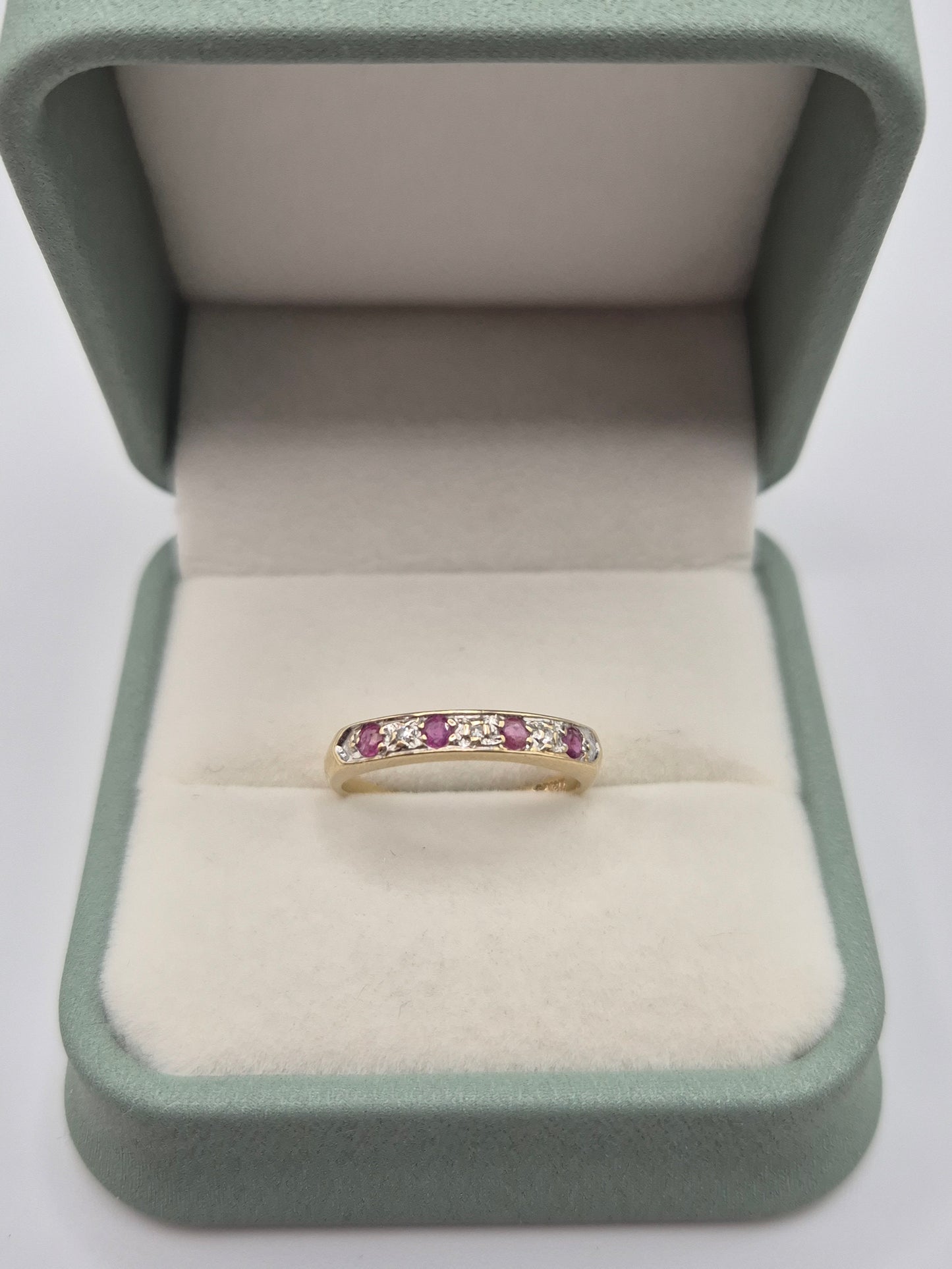 9ct gold ruby and diamond ring