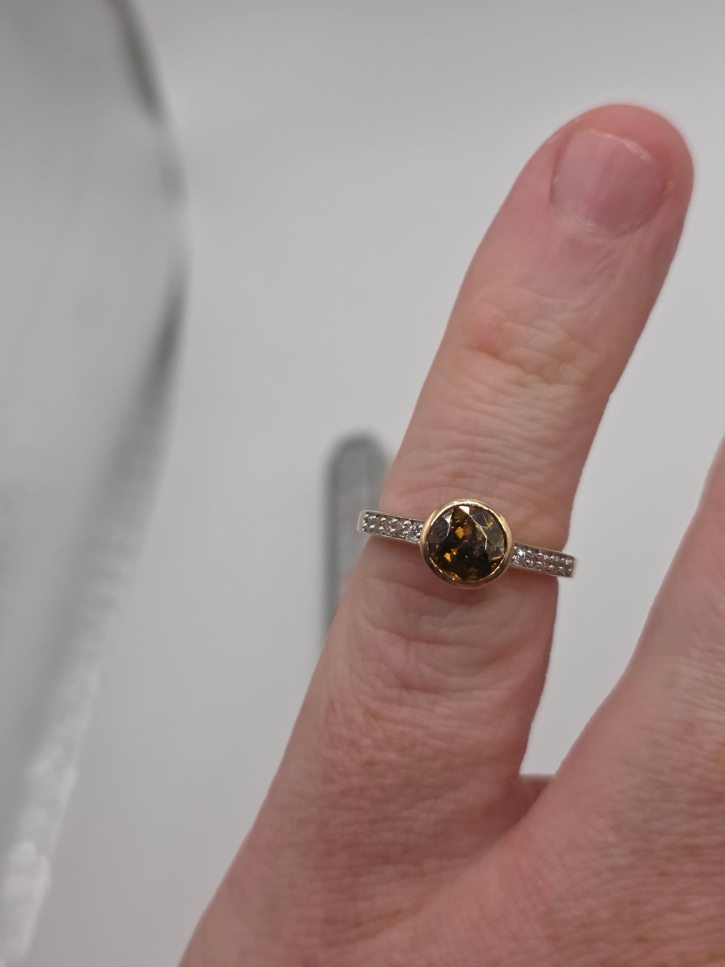 9ct gold citrine and zircon ring