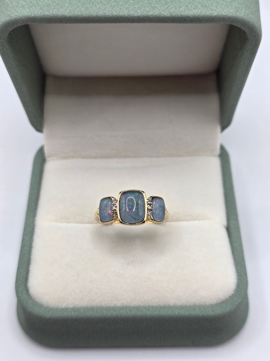 9ct gold opal and diamond ring