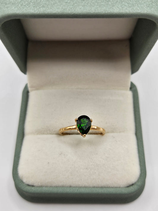 9ct gold diopside ring