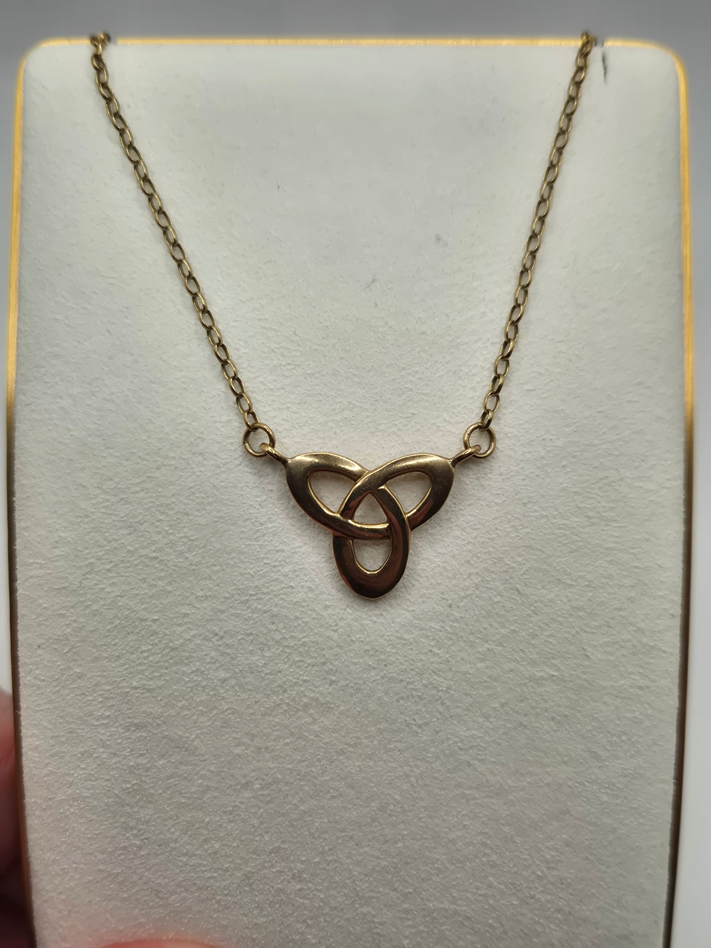 9ct gold celtic necklace