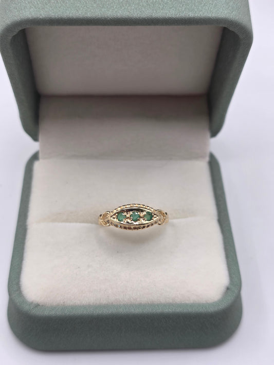 9ct gold emerald gypsy ring