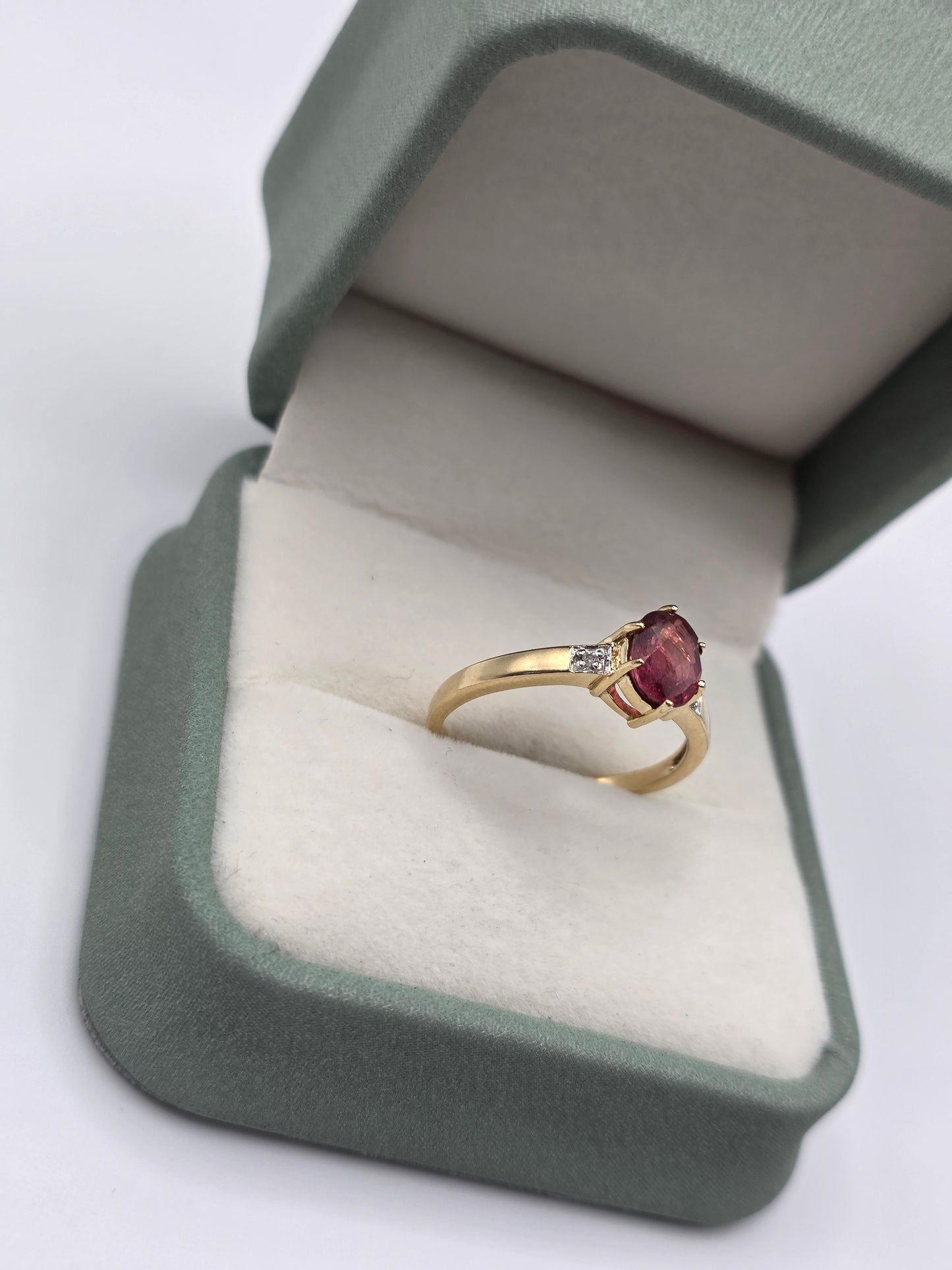 9ct gold tourmaline and diamond ring