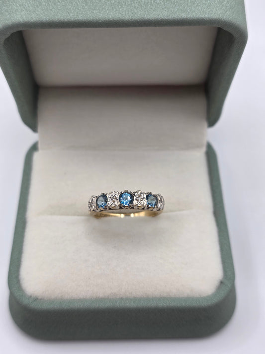 9ct gold topaz and diamond ring