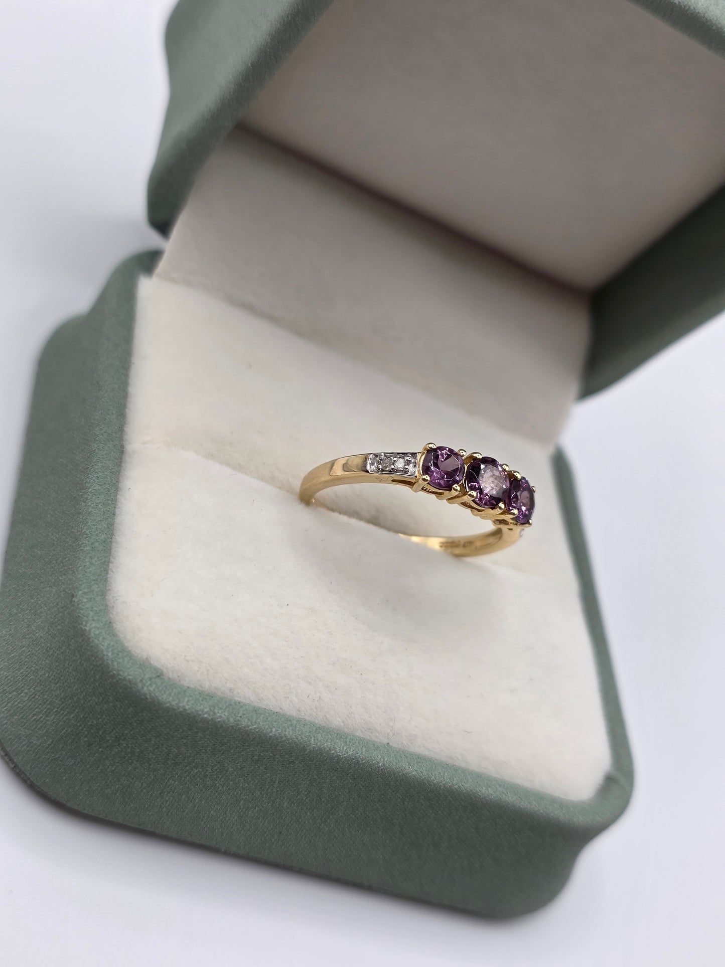 9ct gold tourmaline and diamond ring