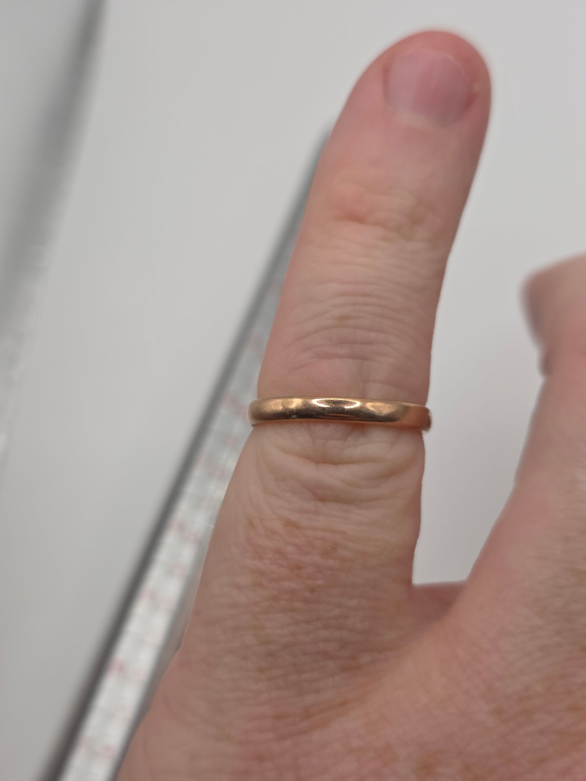 Vintage 9ct rose gold band ring