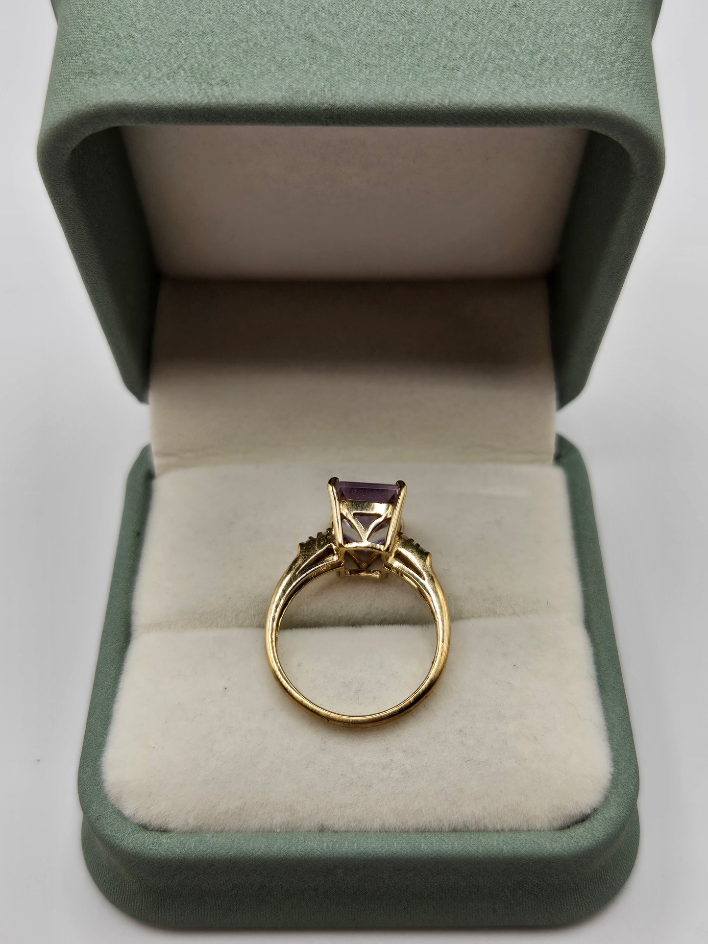 9ct gold brazillian amethyst and zircon ring