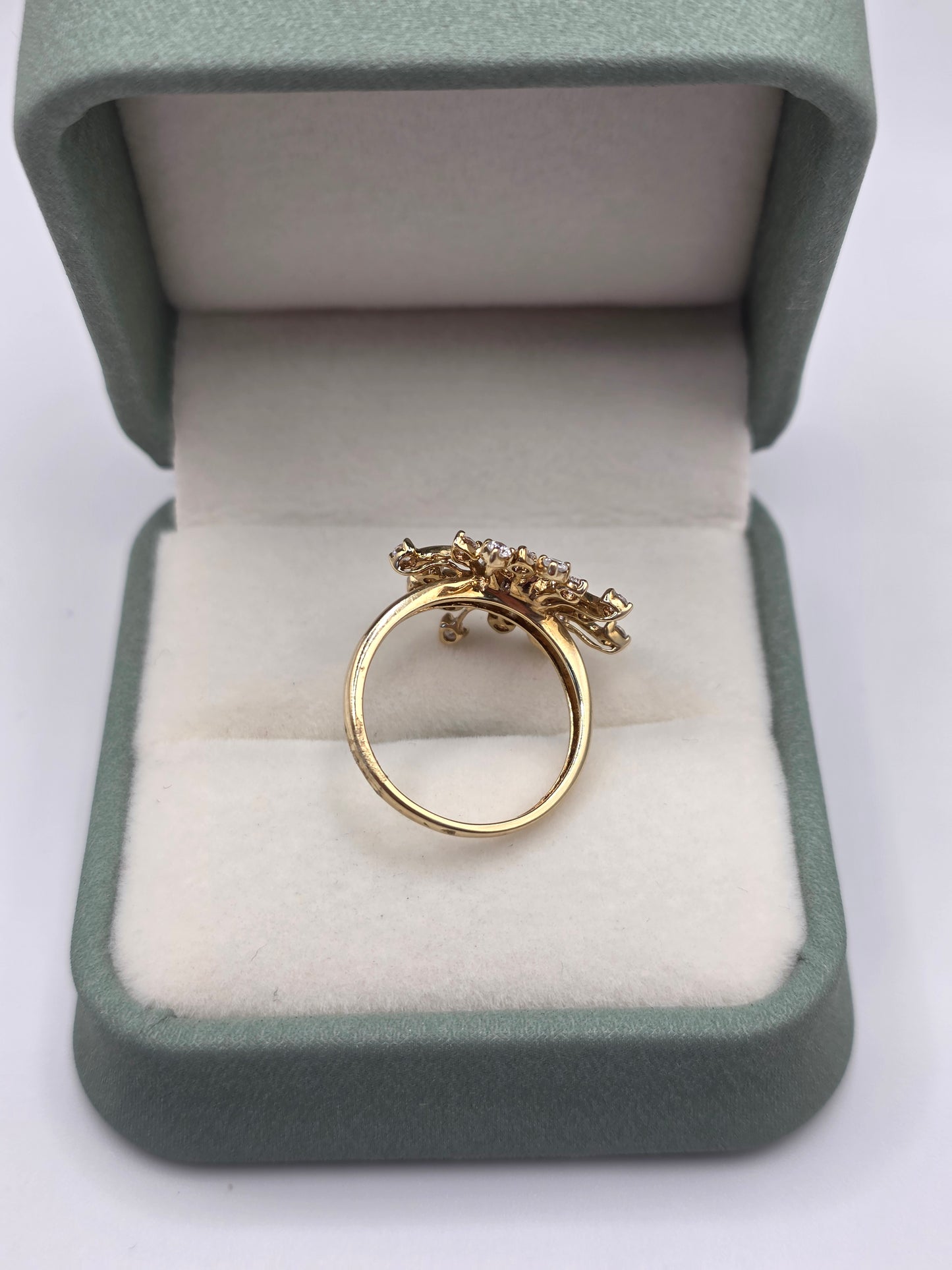 14ct gold cz ring