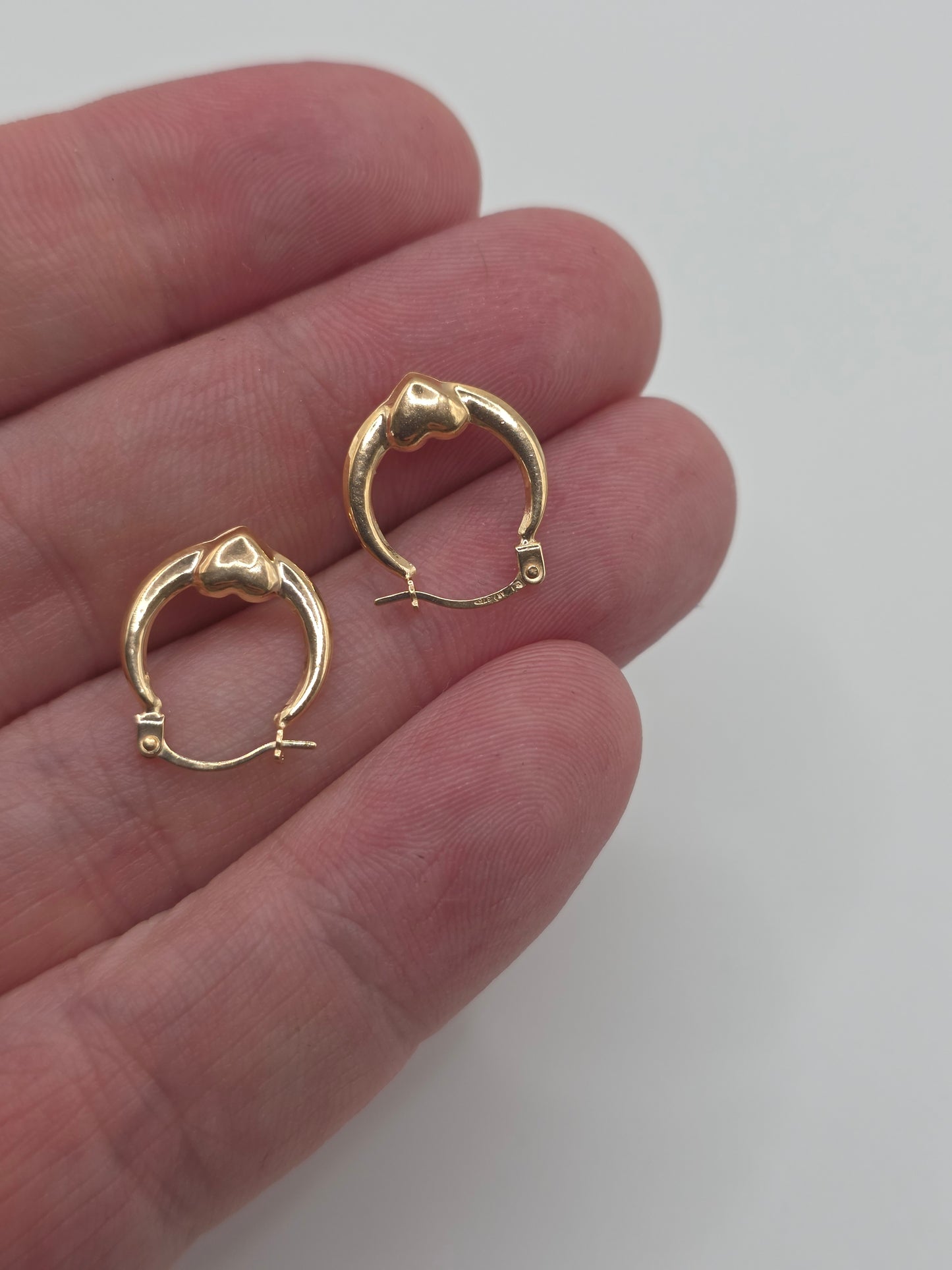 9ct gold claddagh creole earrings