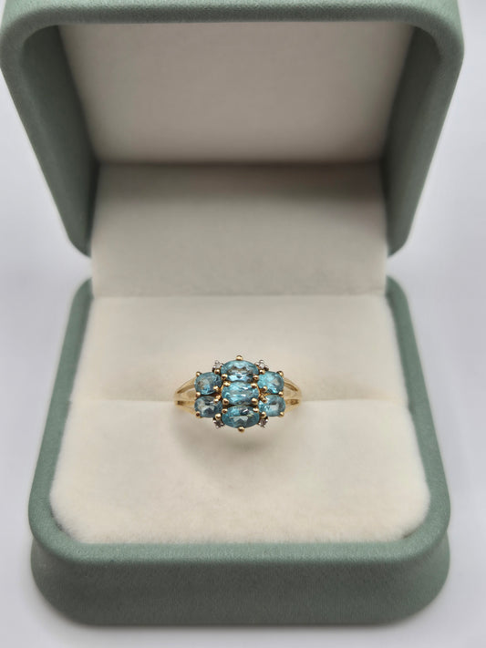 9ct gold topaz and diamond ring
