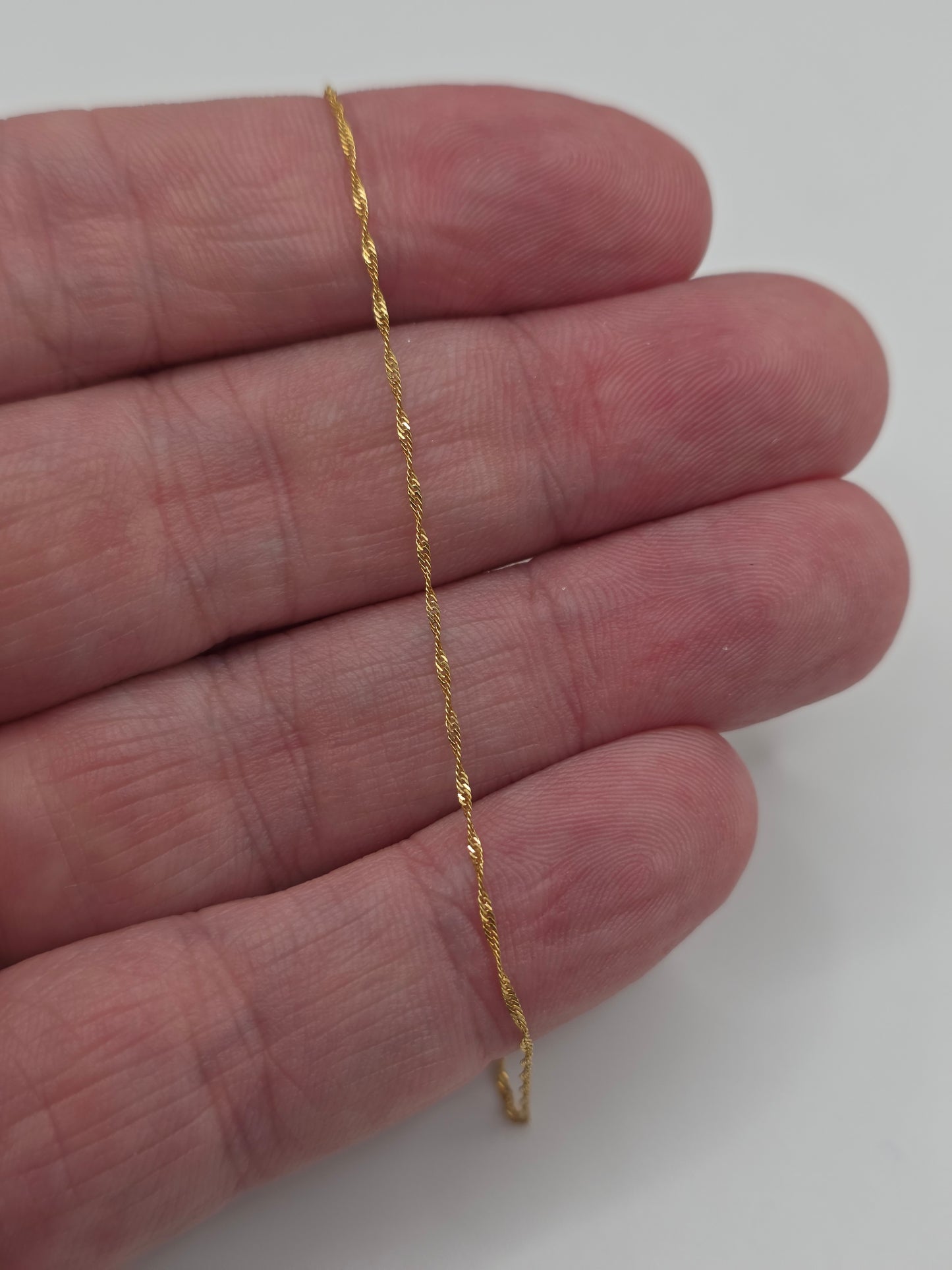 9ct gold bracelet