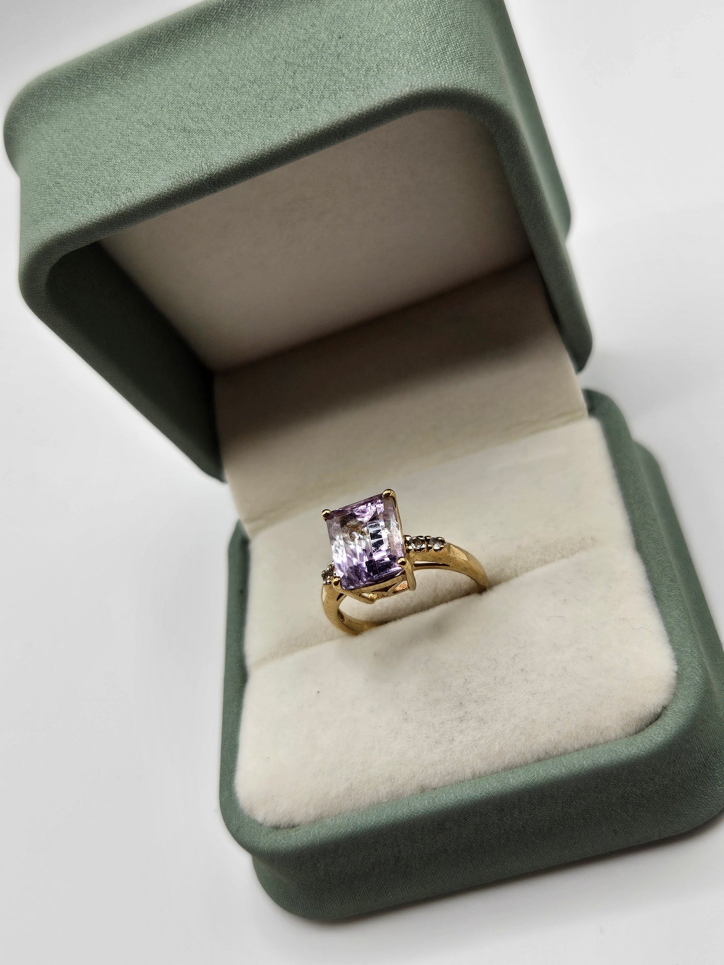 9ct gold brazillian amethyst and zircon ring