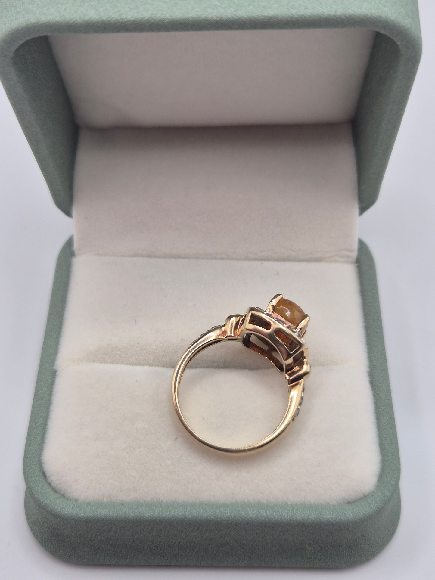 Heavy 9ct gold fire opal and diamond ring