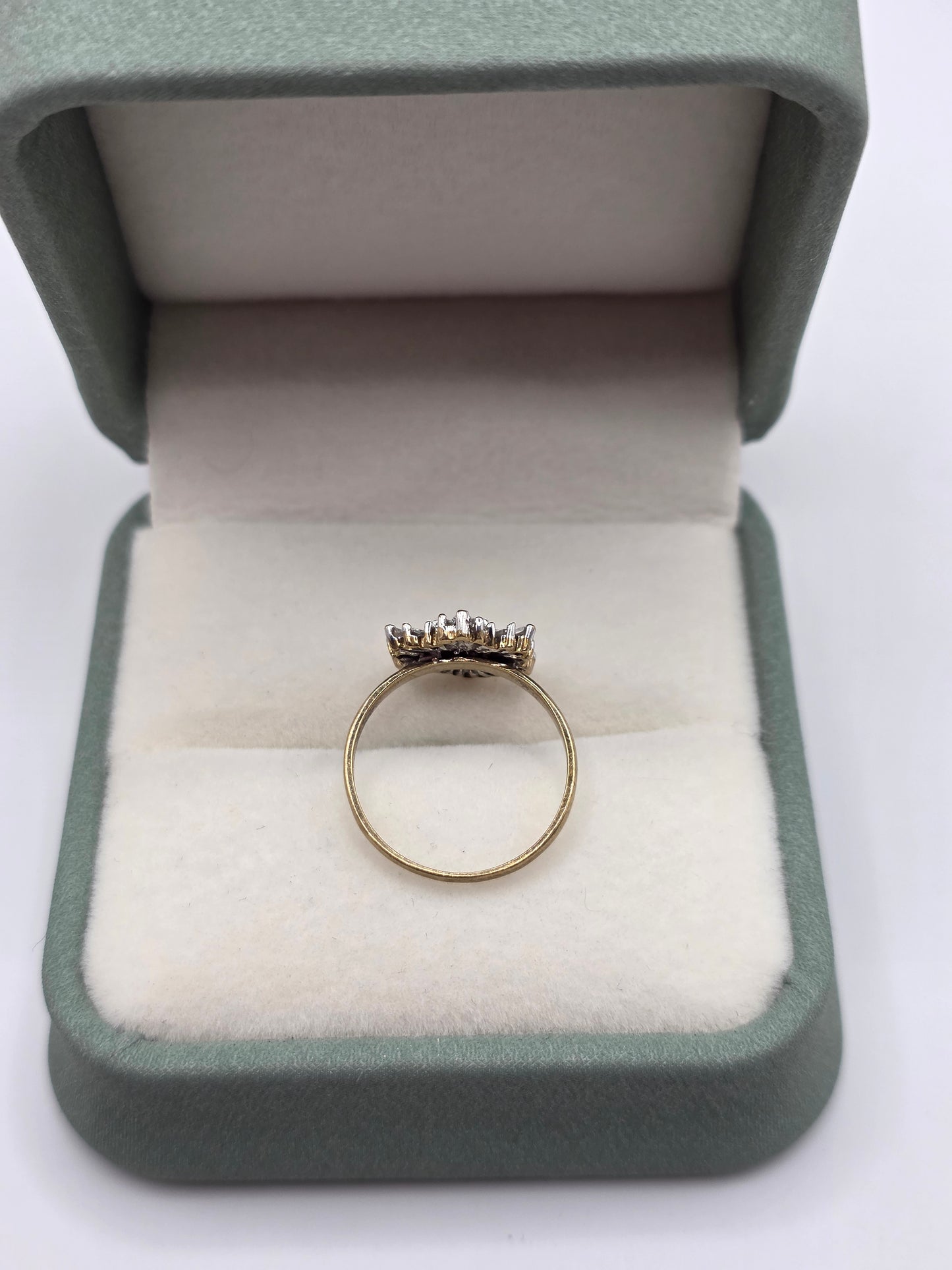 9ct gold diamond cluster ring