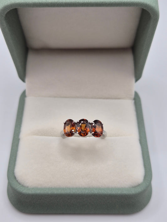 9ct white gold citrine ring
