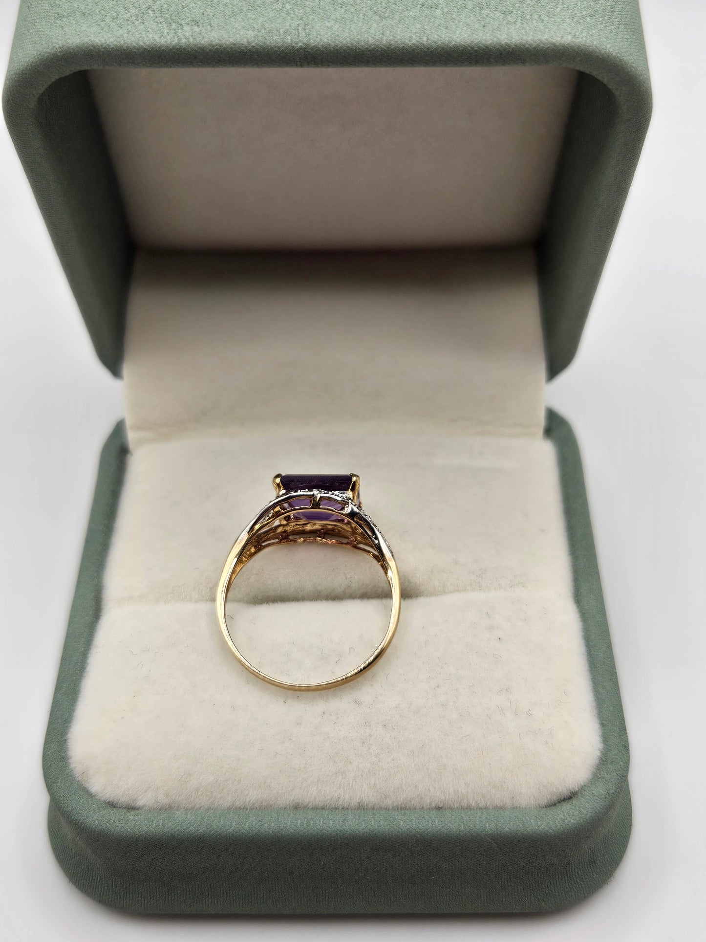 9ct gold amethyst ring