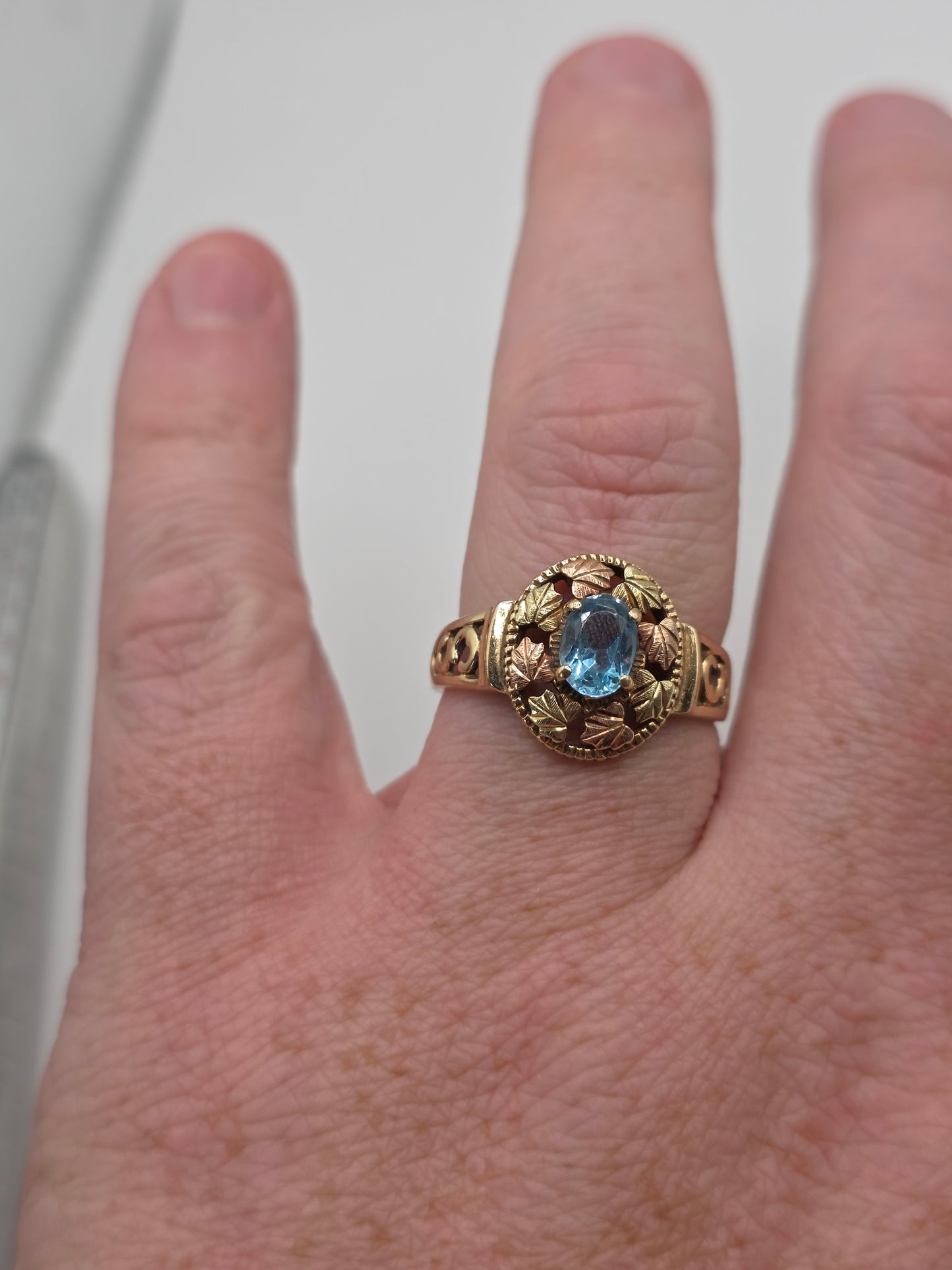Heavy 9ct two tone gold topaz ring