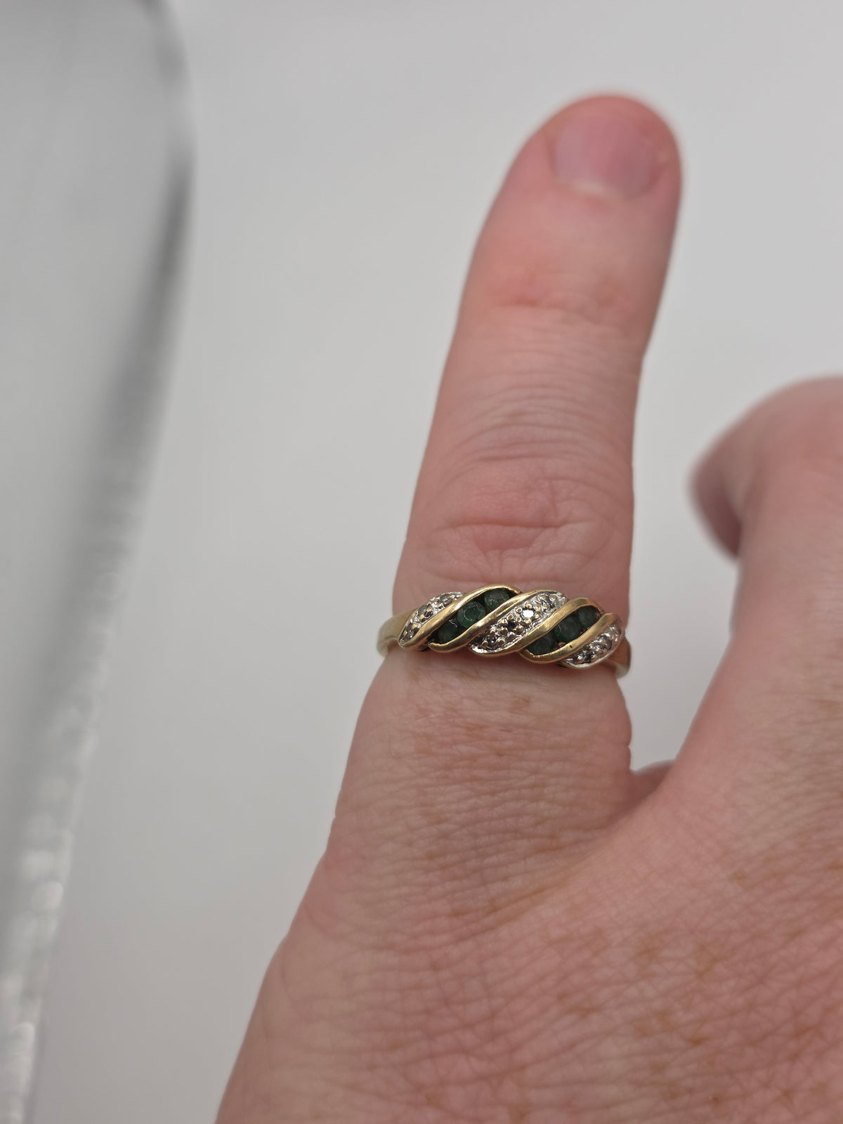 9ct gold emerald and diamond ring
