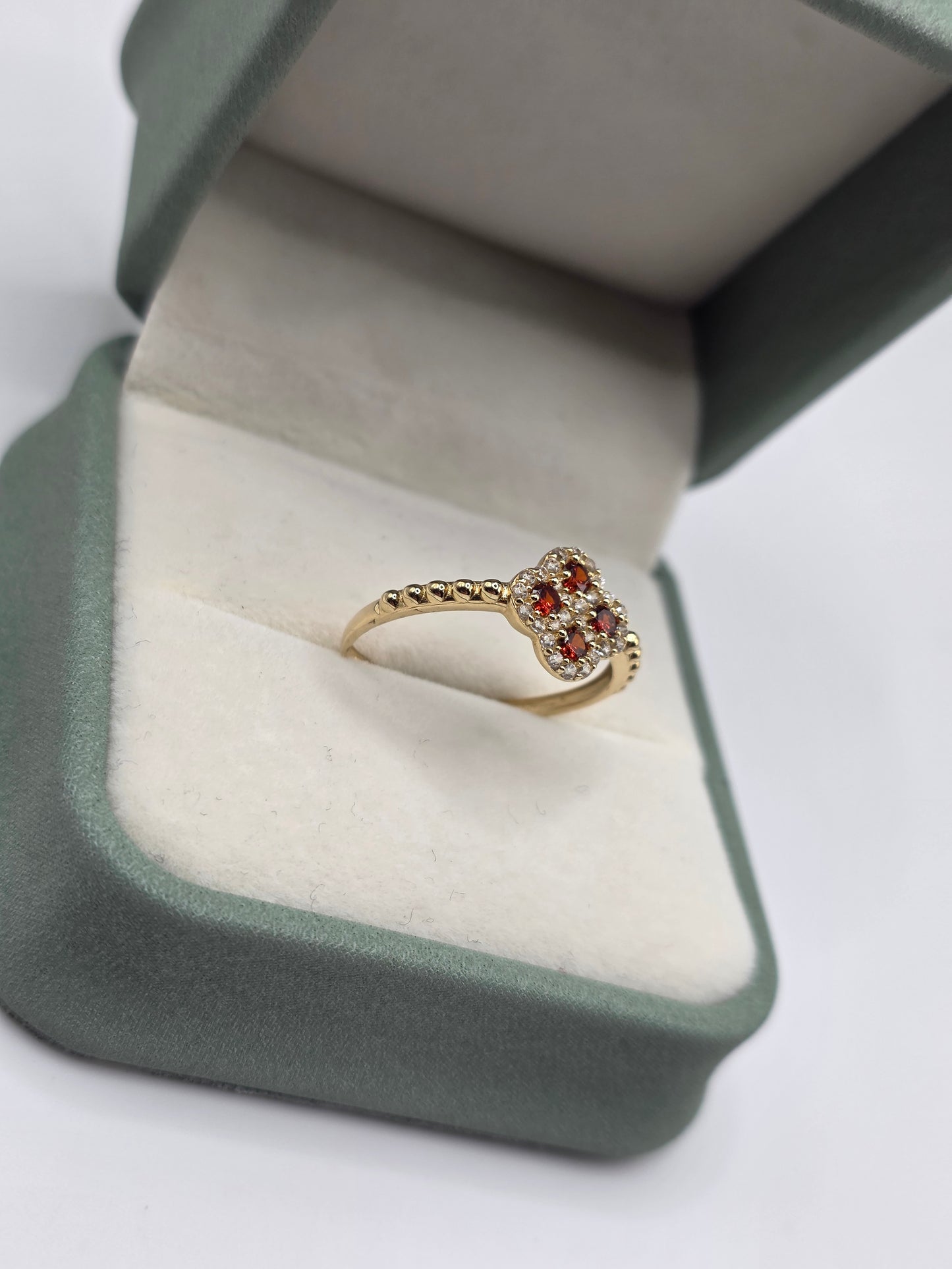 14ct gold cz flower ring