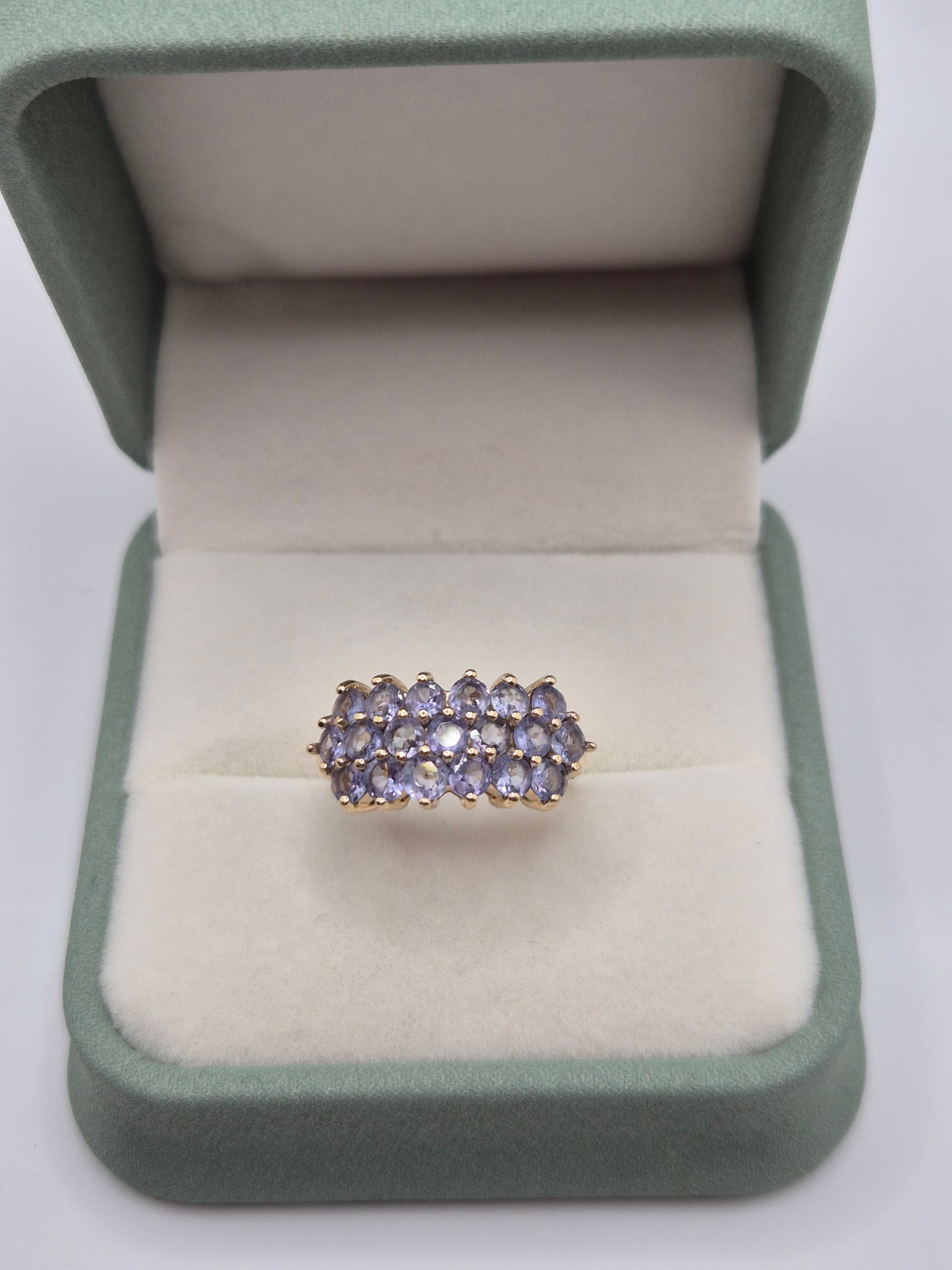 9ct gold tanzanite cluster ring