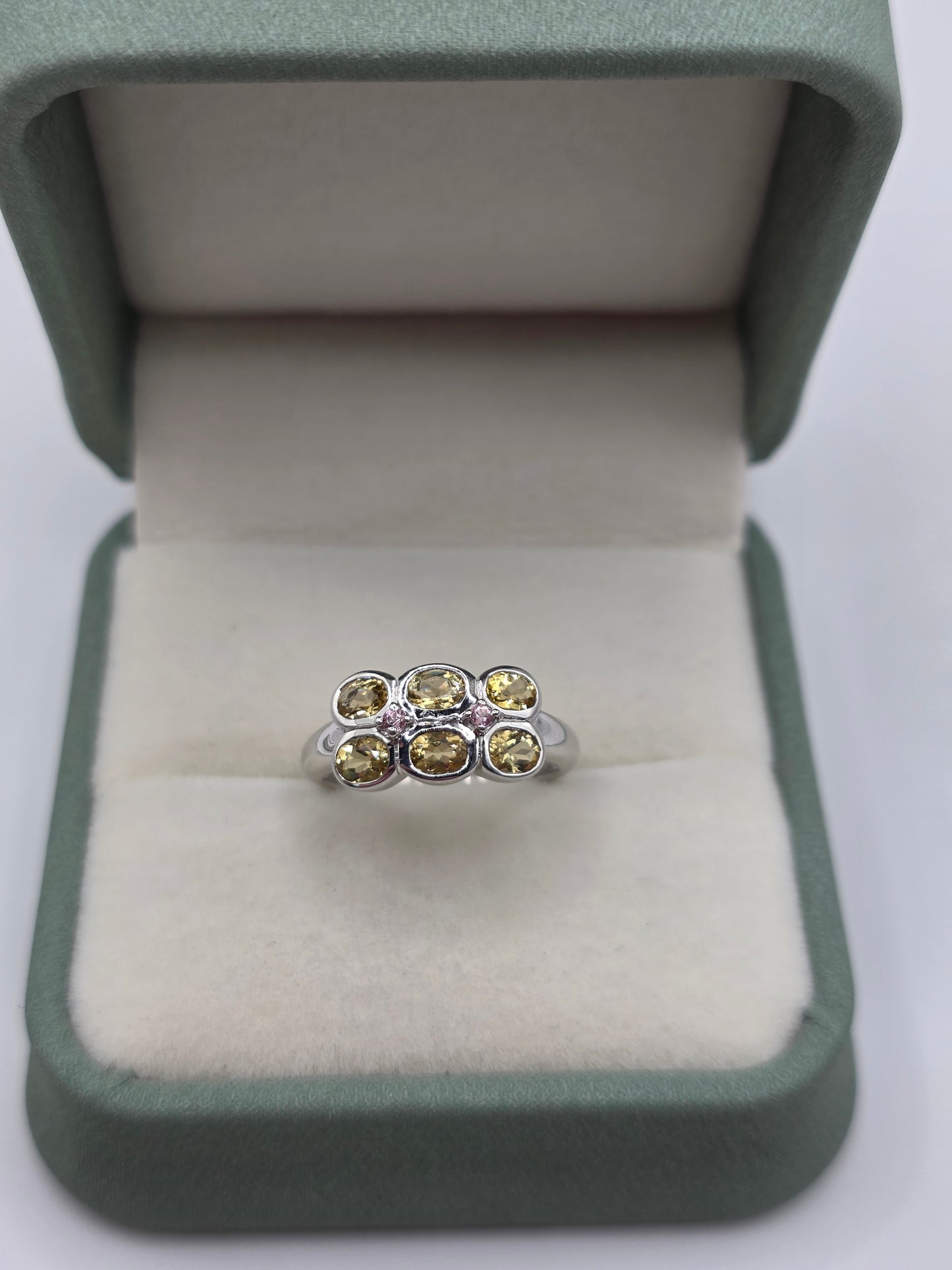 9ct white gold yellow beryl and tourmaline ring