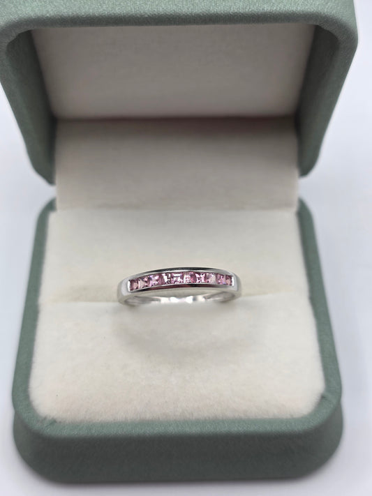 9ct white gold pink tourmaline ring