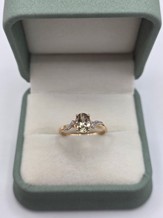 9ct gold topaz and diamond ring