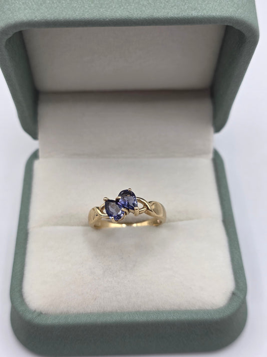 9ct gold tanzanite ring