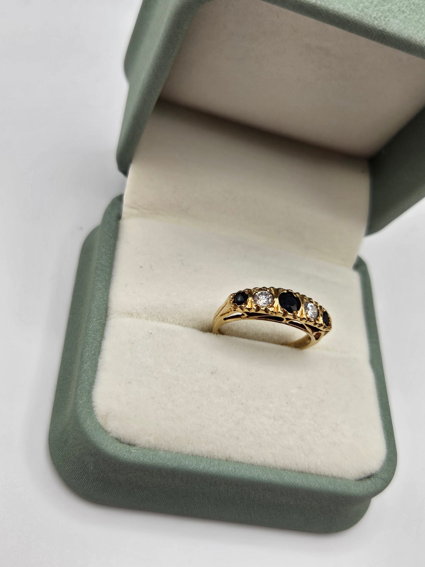 9ct gold sapphire and cz ring