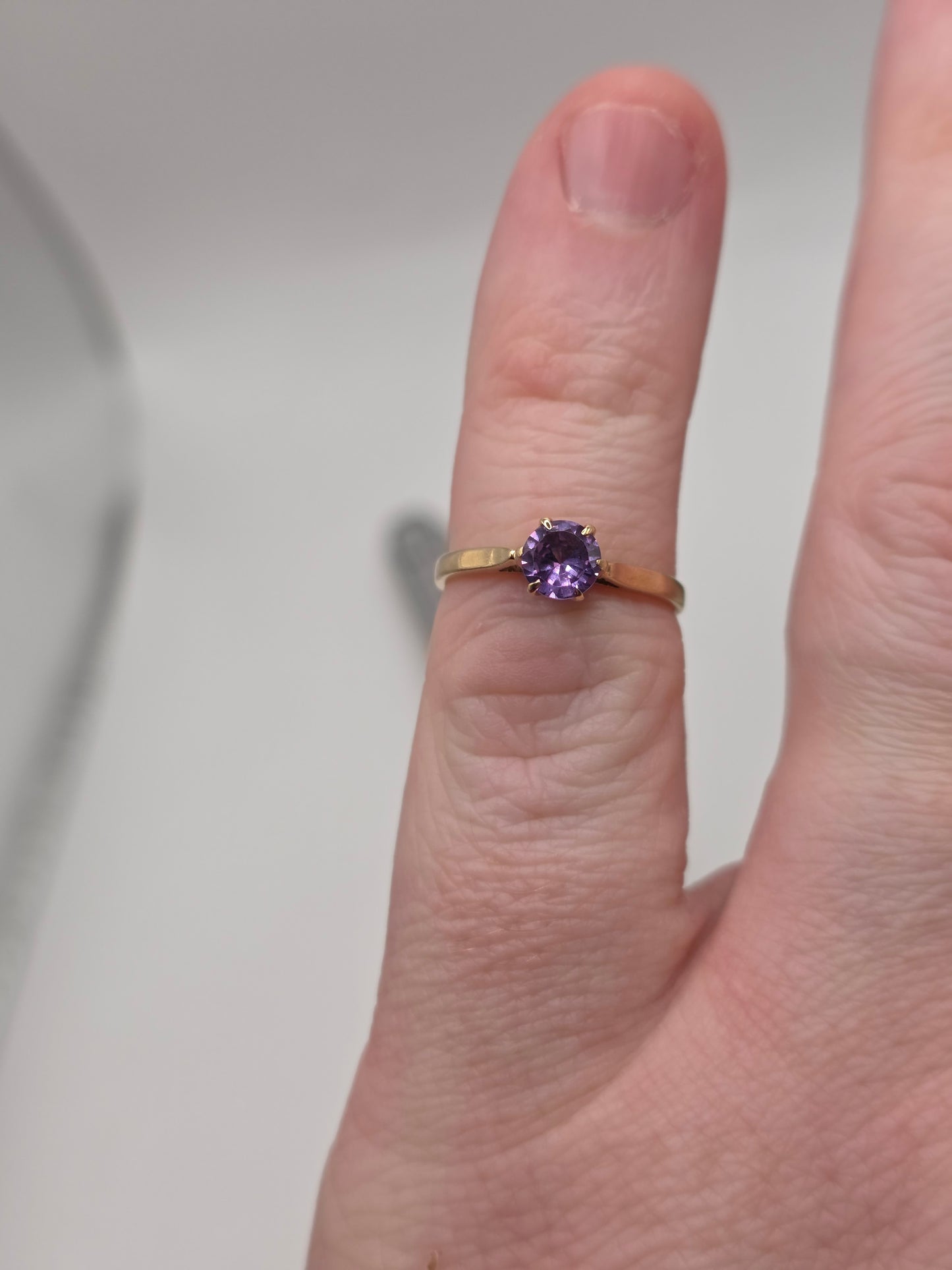9ct gold amethyst ring