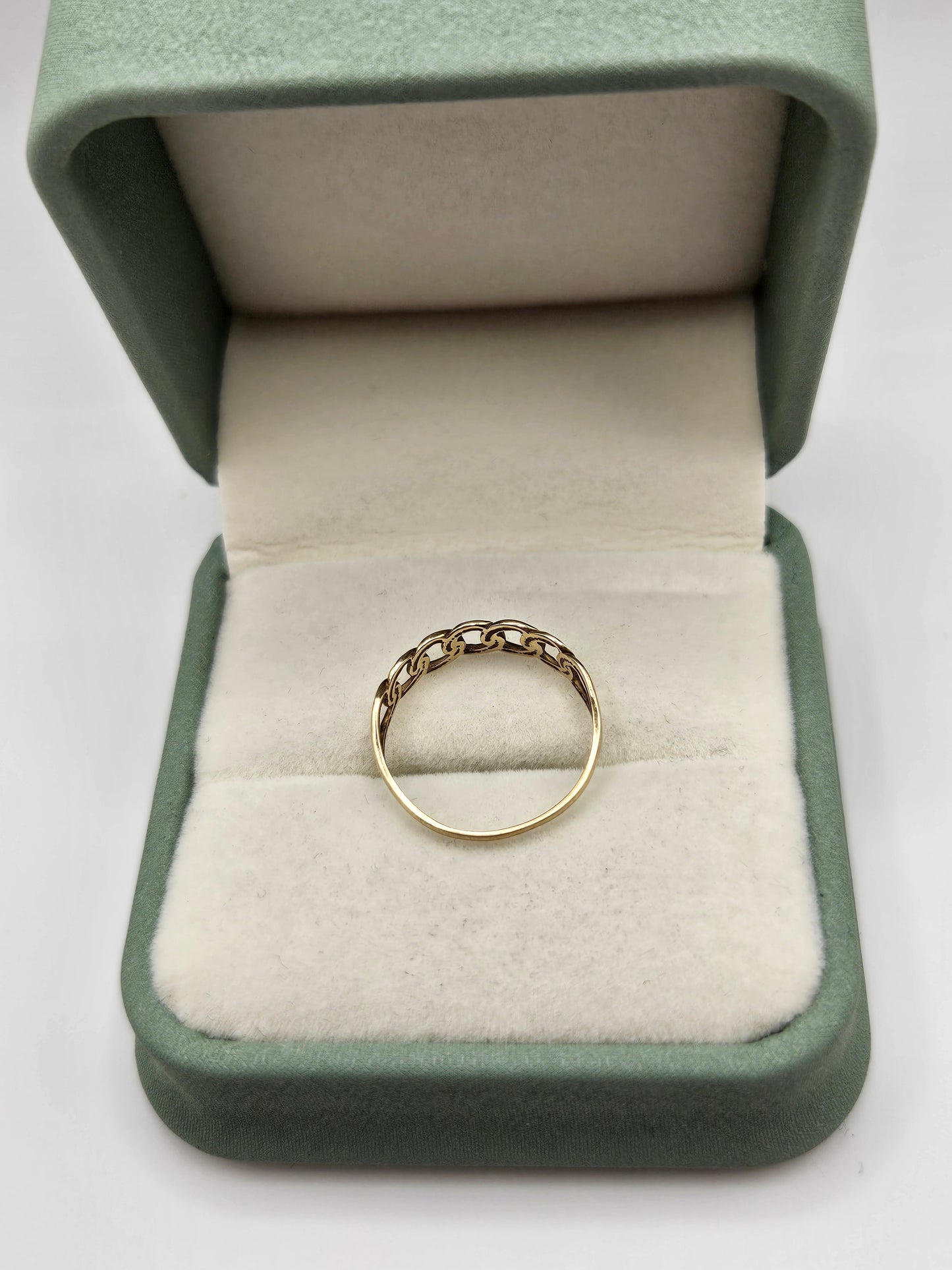 9ct gold ring