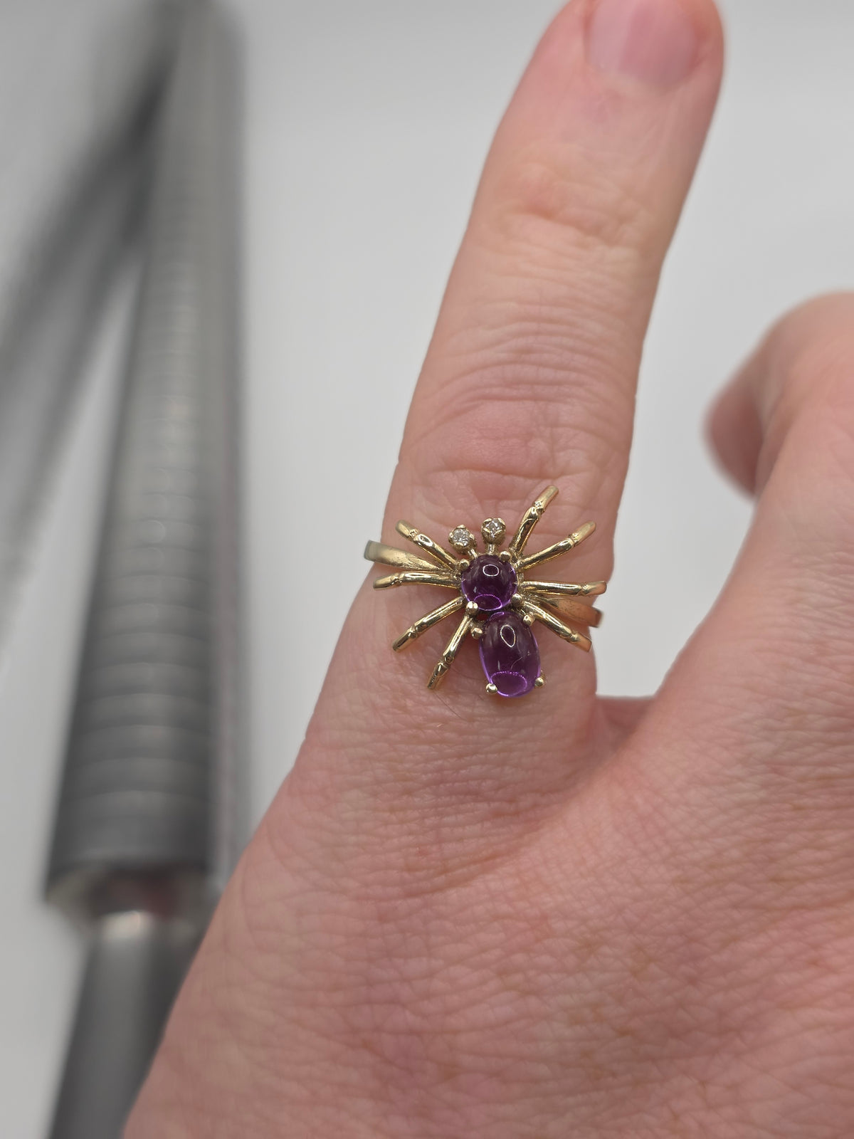9ct gold cabachon amethyst and diamond spider ring