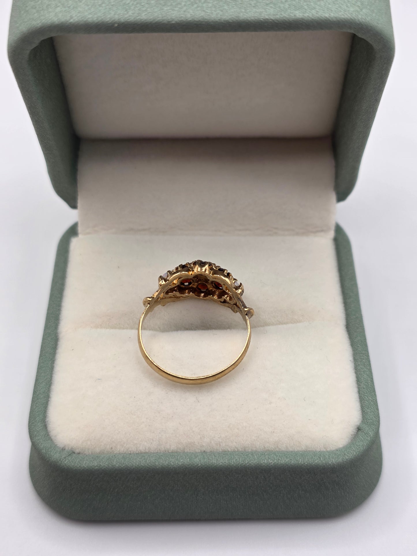 9ct gold opal and garnet ring
