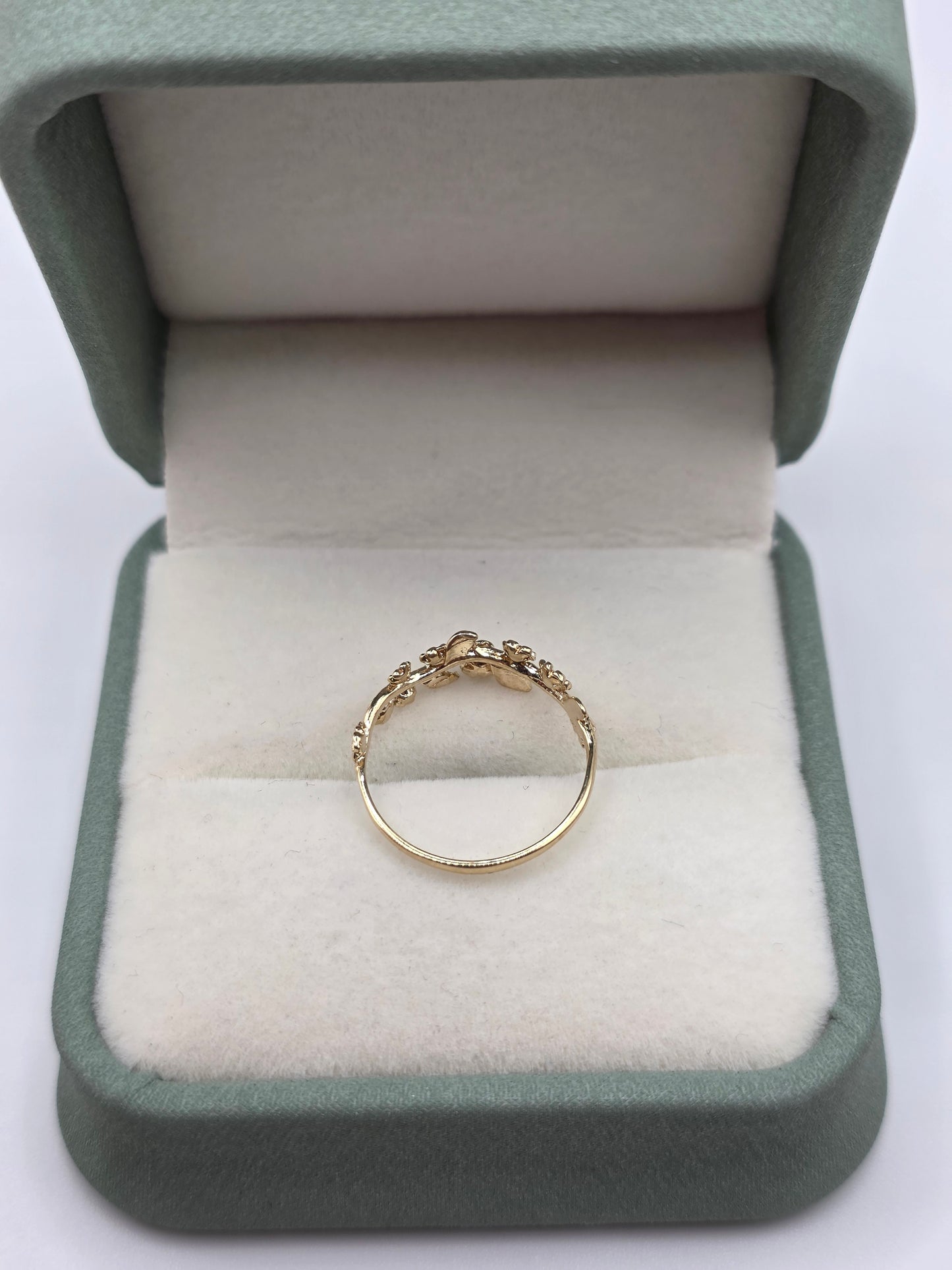 9ct gold forget me knot ring