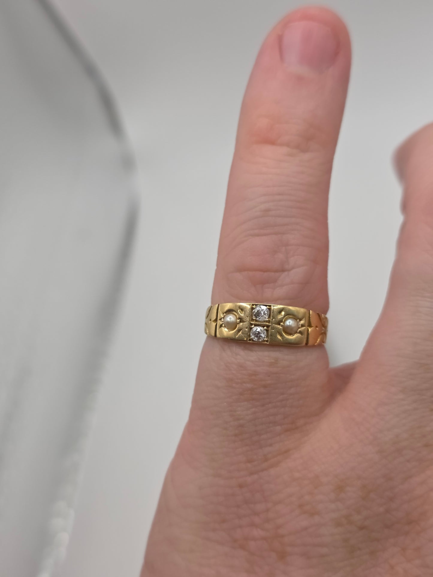 Antique 18ct gold diamond and pearl gypsy ring