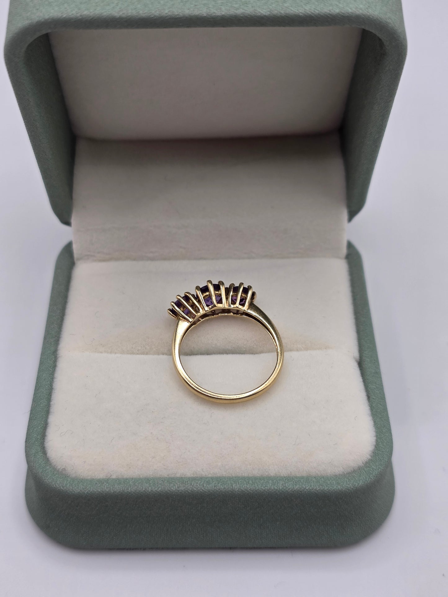 9ct gold amethyst ring