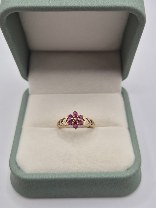 9ct gold ruby ring