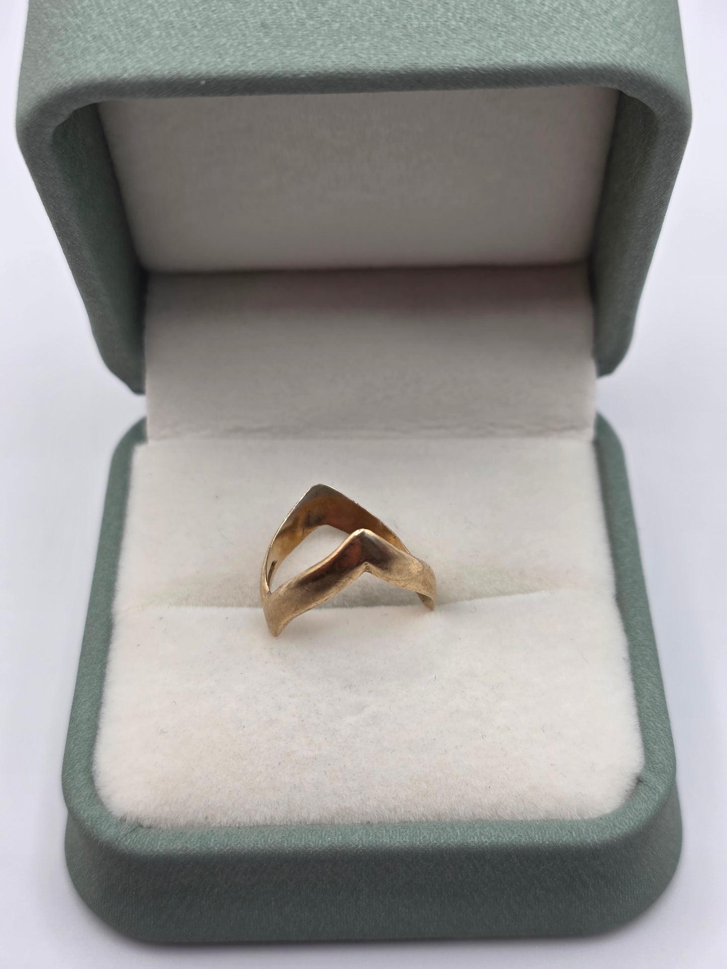 9ct gold double wishbone ring