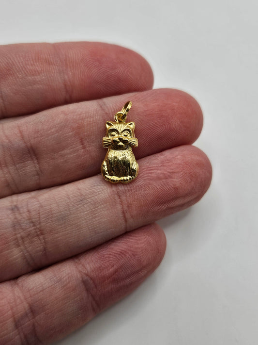 9ct gold cat charm