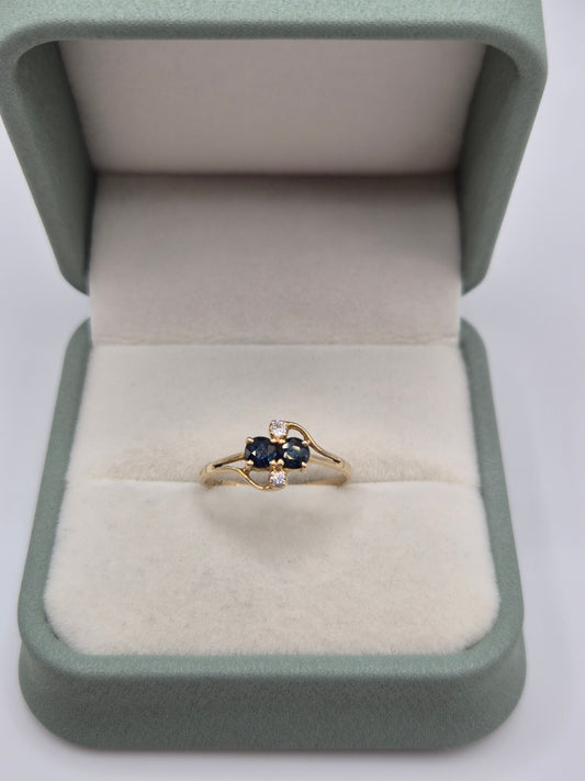 14ct gold sapphire and zircon ring